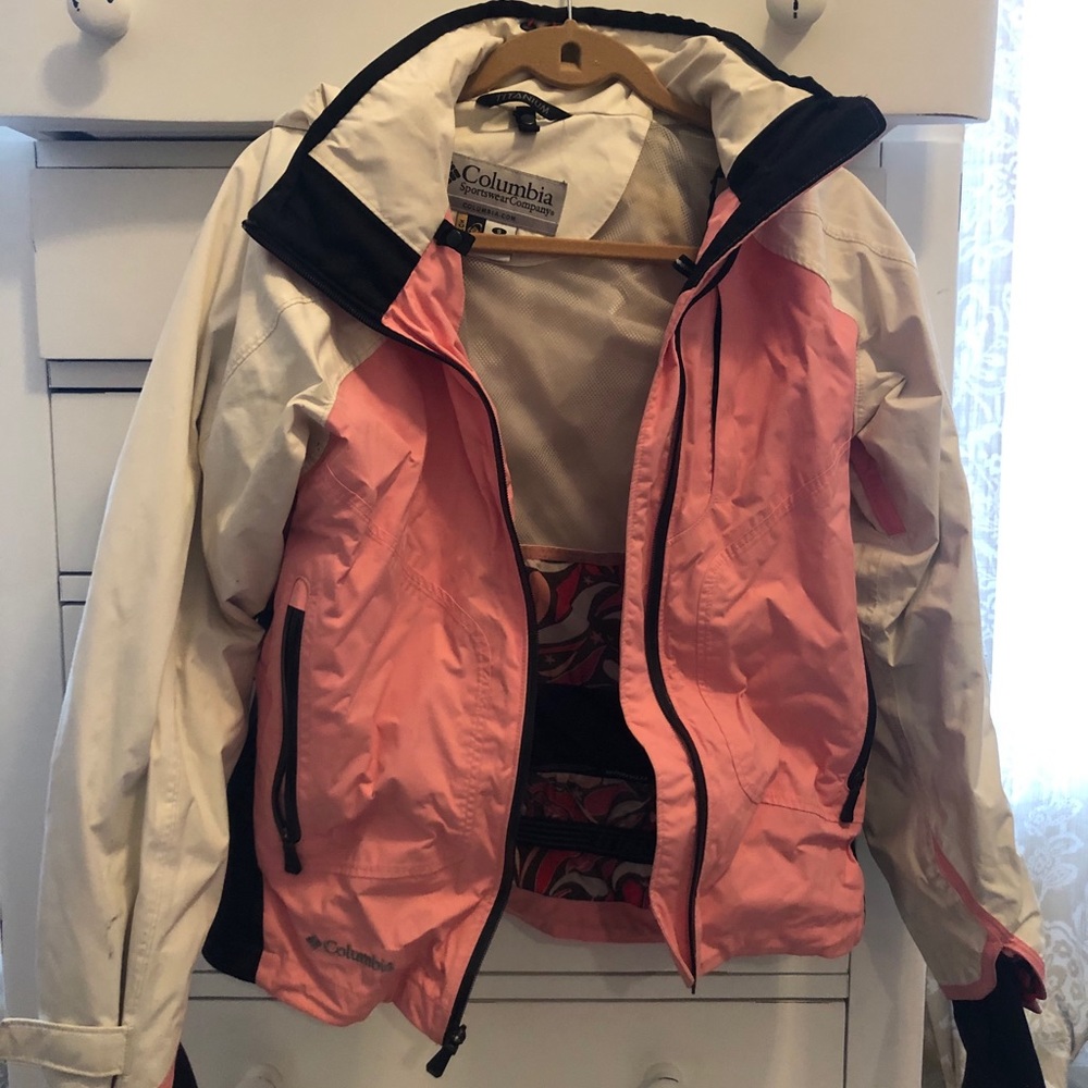 EUC Columbia Ski Shell
